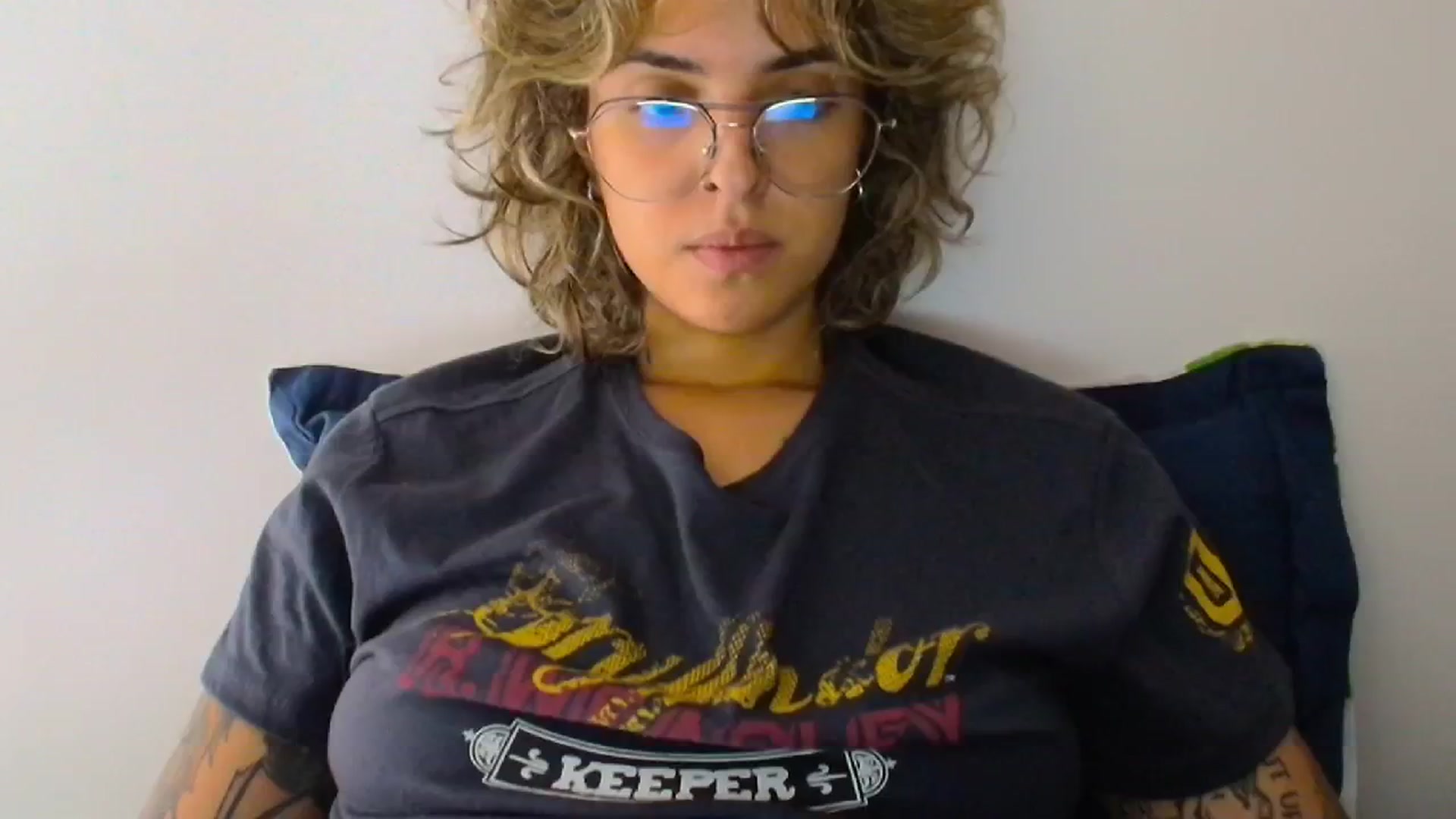 Gallery image thumbnail from RiversideCA's myfreecams stream on, 04/24/2024, 16:20 image 20 of 20