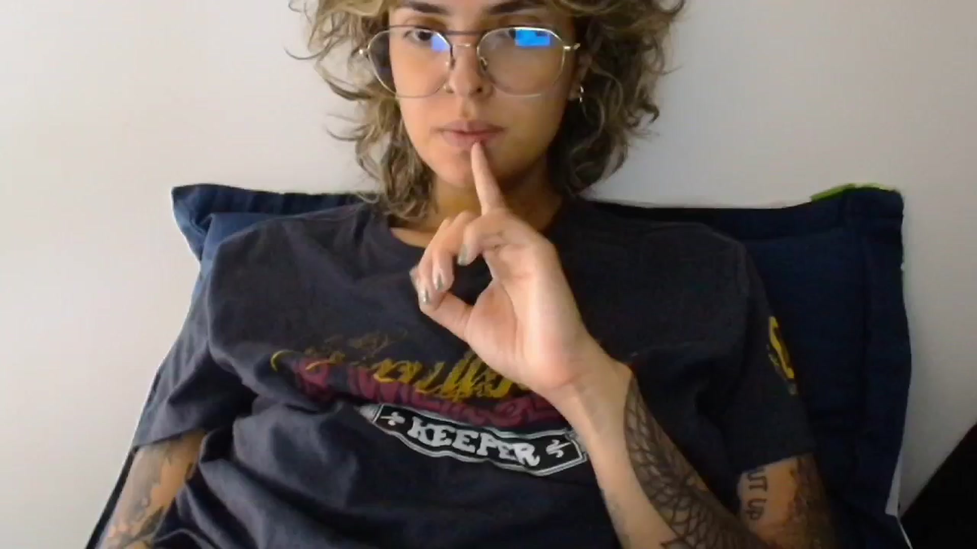 Gallery image thumbnail from RiversideCA's myfreecams stream on, 04/24/2024, 16:20 image 7 of 20