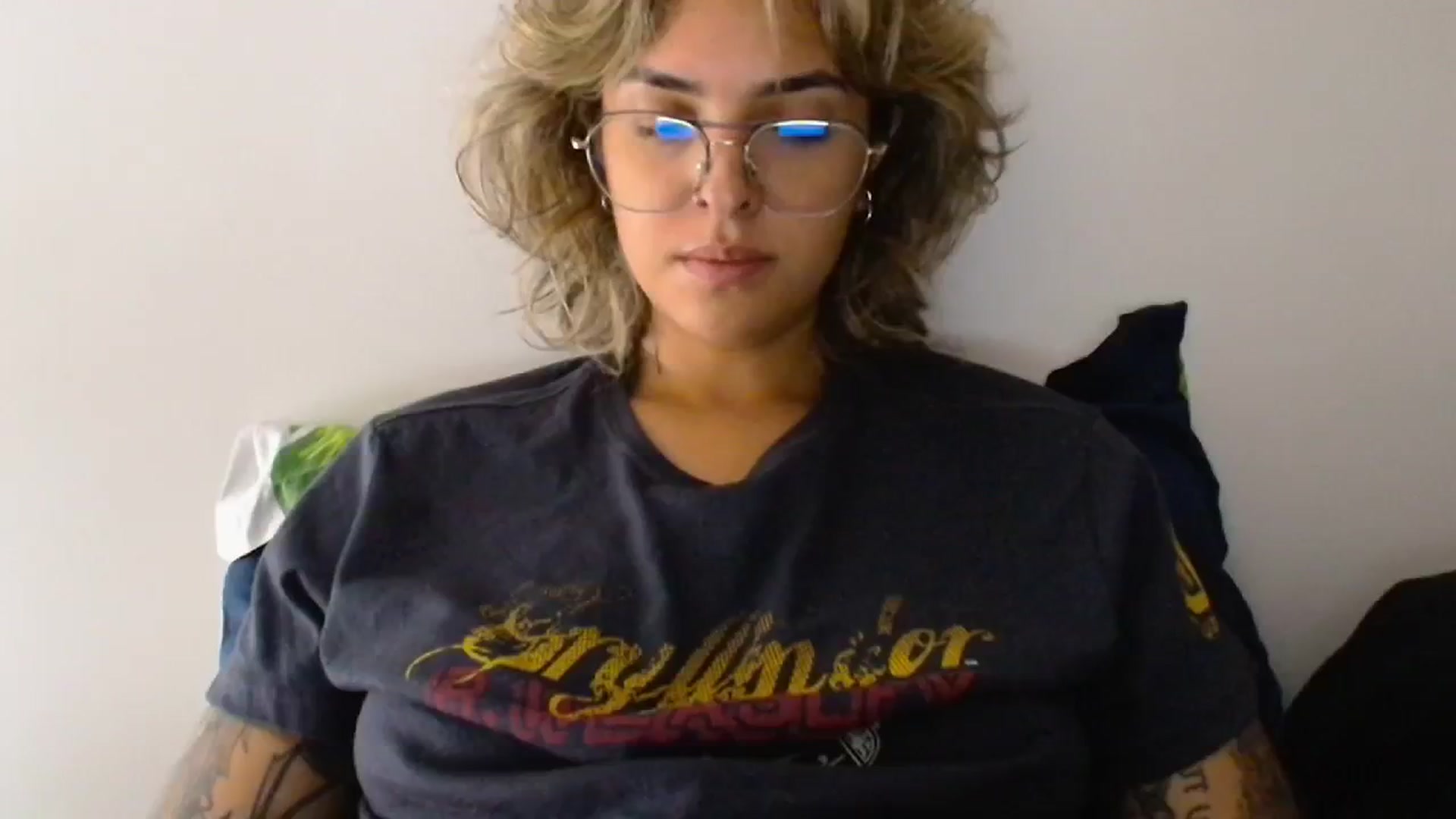 Gallery image thumbnail from RiversideCA's myfreecams stream on, 04/26/2024, 16:15 image 2 of 20
