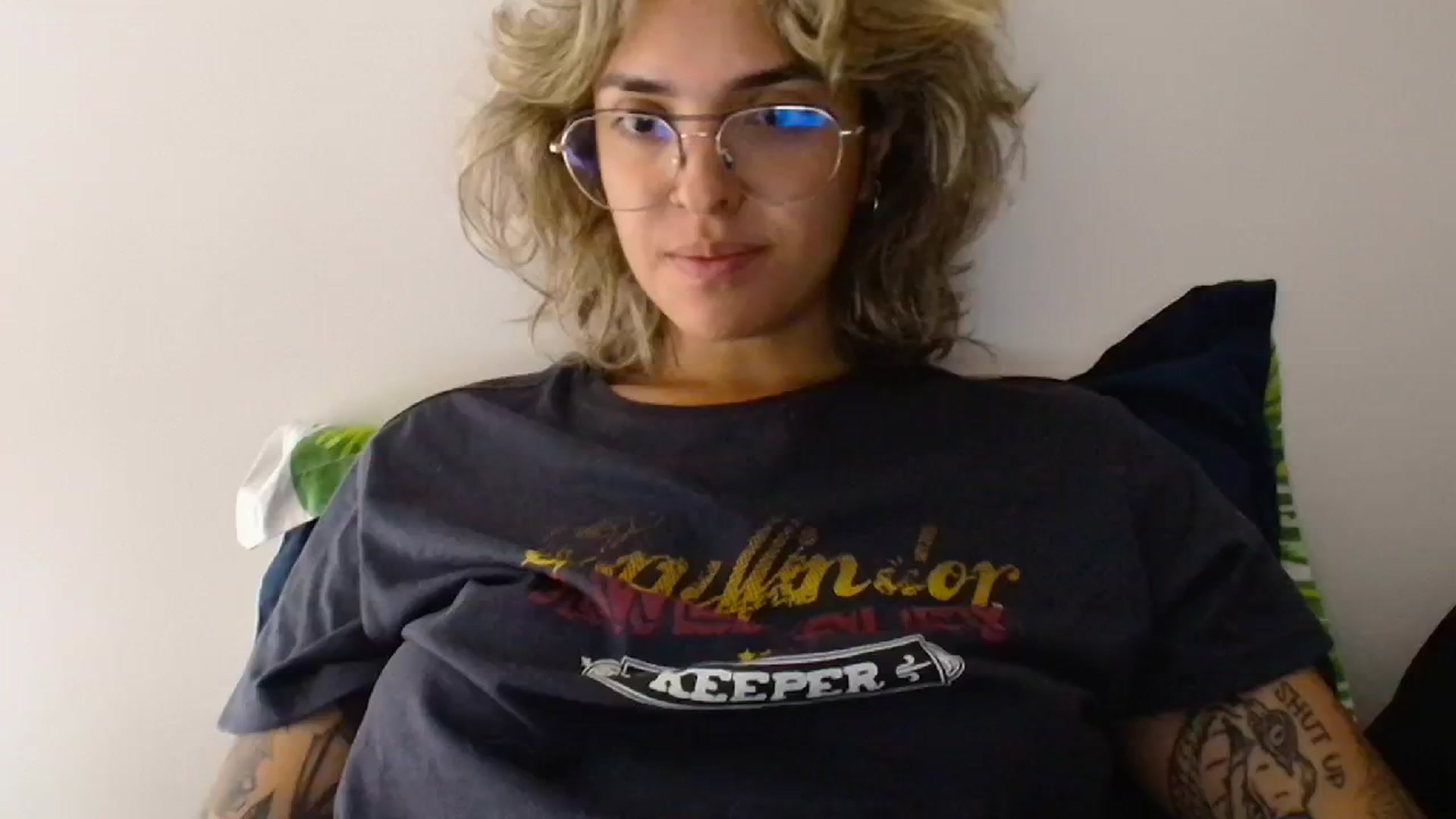 Gallery image thumbnail from RiversideCA's myfreecams stream on, 04/26/2024, 16:54 image 11 of 20