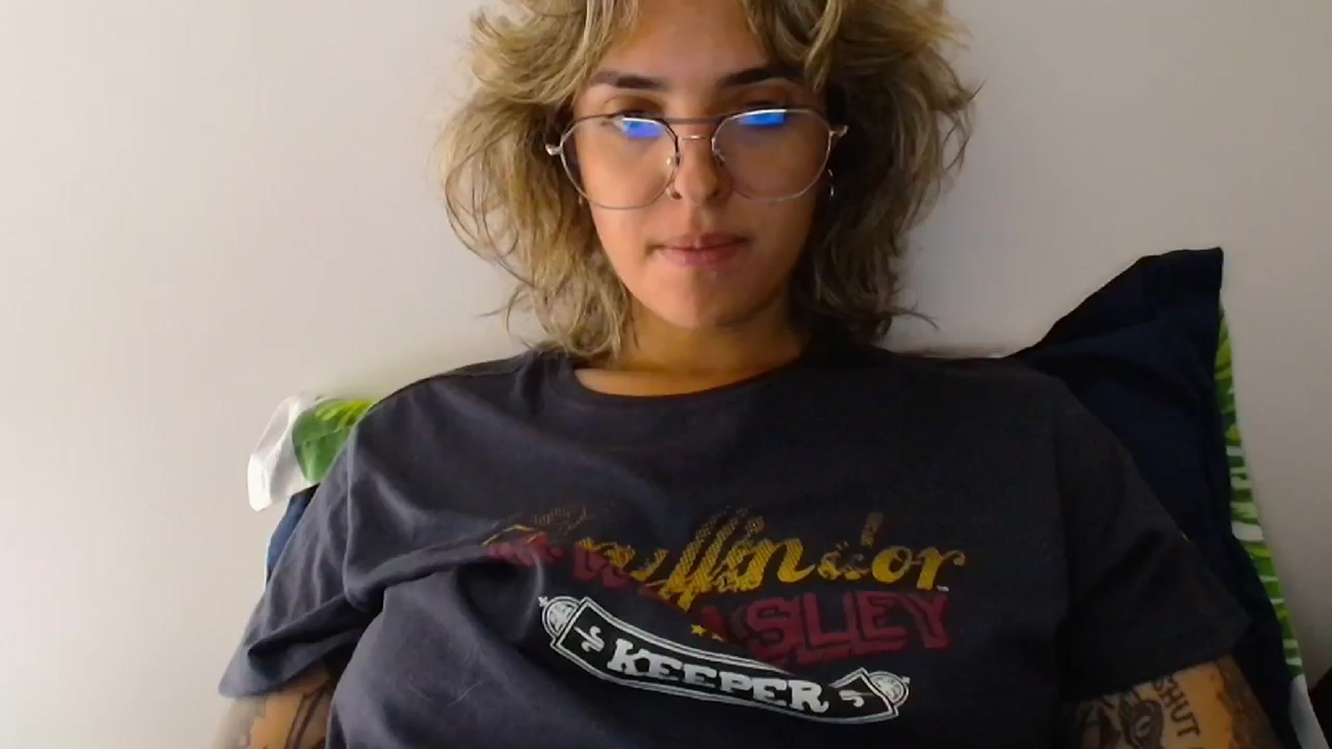 Gallery image thumbnail from RiversideCA's myfreecams stream on, 04/26/2024, 16:54 image 19 of 20