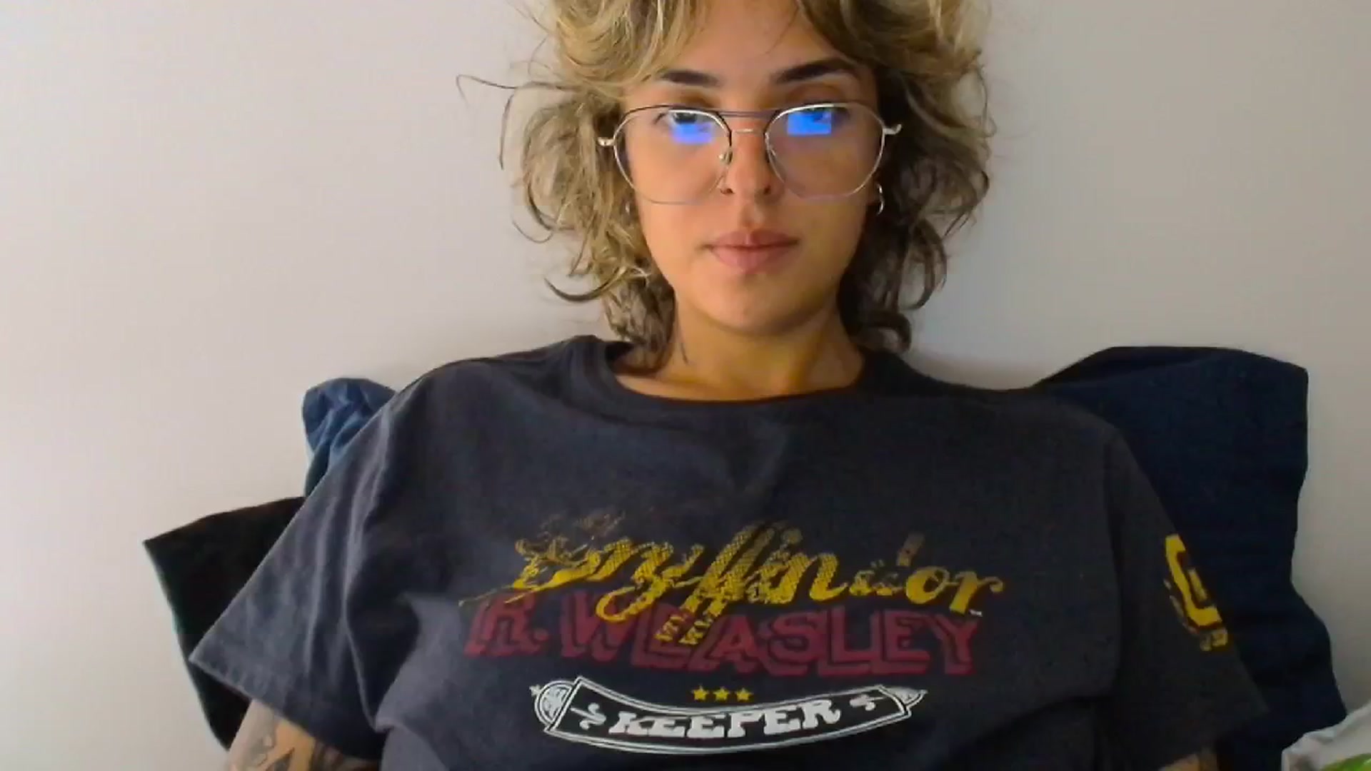 Gallery image thumbnail from RiversideCA's myfreecams stream on, 04/27/2024, 16:23 image 6 of 20