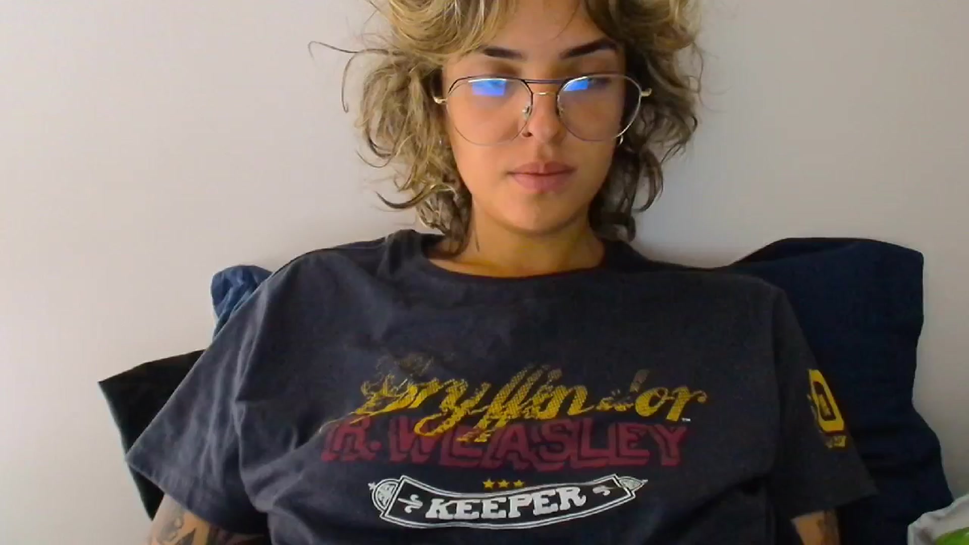 Gallery image thumbnail from RiversideCA's myfreecams stream on, 04/27/2024, 16:23 image 5 of 20