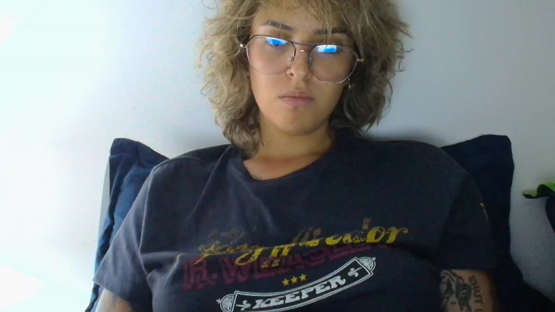 Gallery image thumbnail from RiversideCA's myfreecams stream on, 05/02/2024, 06:25 image 7 of 20