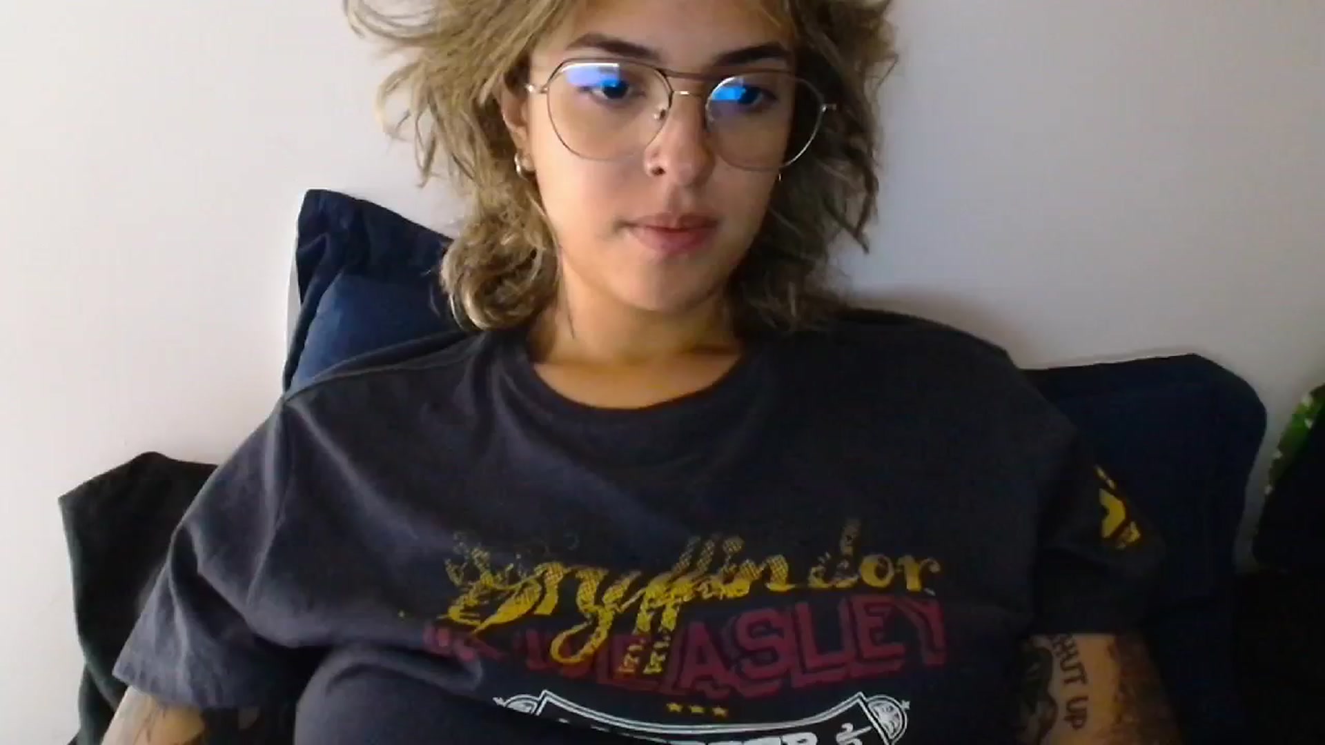 Gallery image thumbnail from RiversideCA's myfreecams stream on, 05/02/2024, 17:03 image 2 of 20