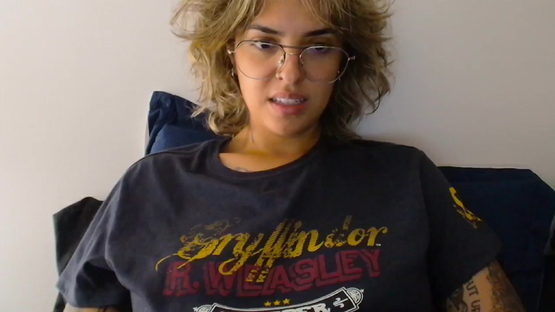 Gallery image thumbnail from RiversideCA's myfreecams stream on, 05/02/2024, 17:44 image 8 of 20