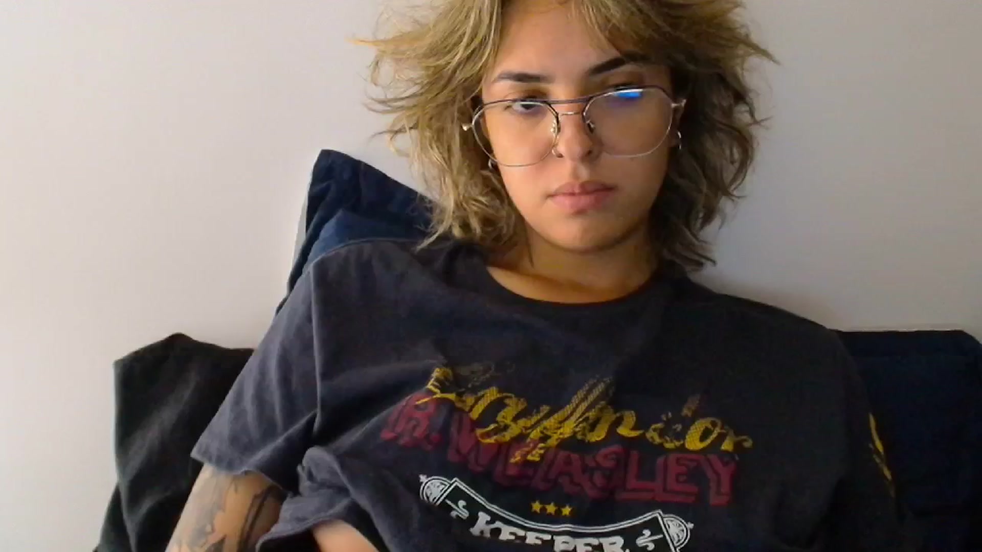 Gallery image thumbnail from RiversideCA's myfreecams stream on, 05/02/2024, 17:44 image 11 of 20