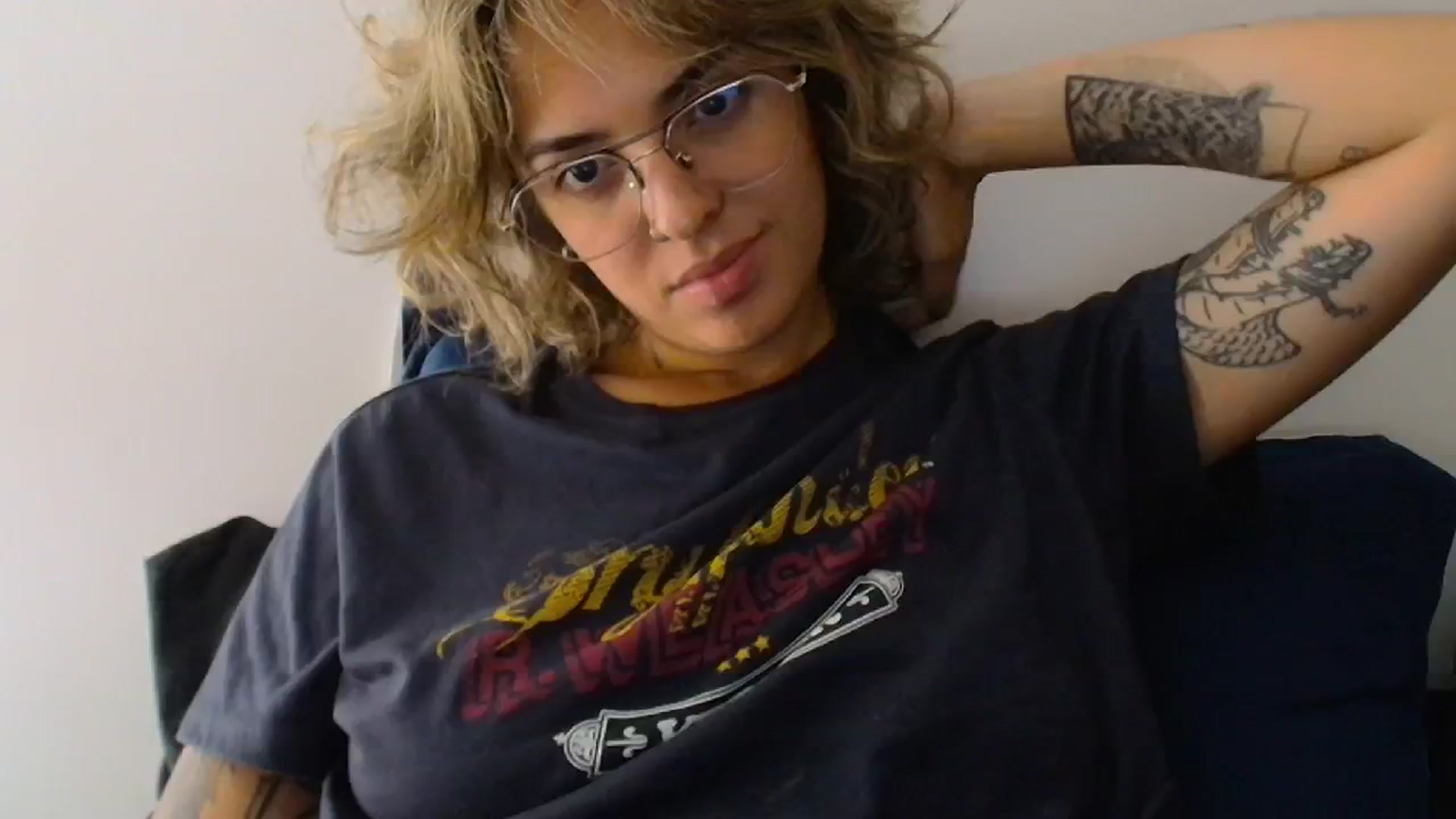 Gallery image thumbnail from RiversideCA's myfreecams stream on, 05/02/2024, 17:44 image 2 of 20