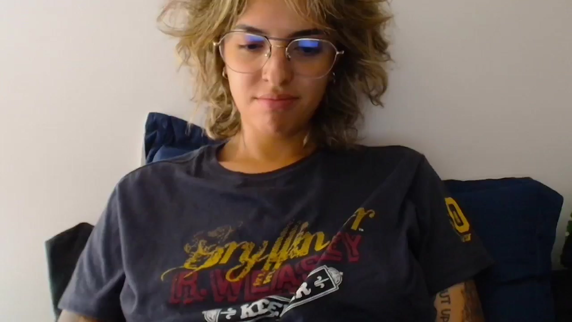Gallery image thumbnail from RiversideCA's myfreecams stream on, 05/02/2024, 17:44 image 1 of 20
