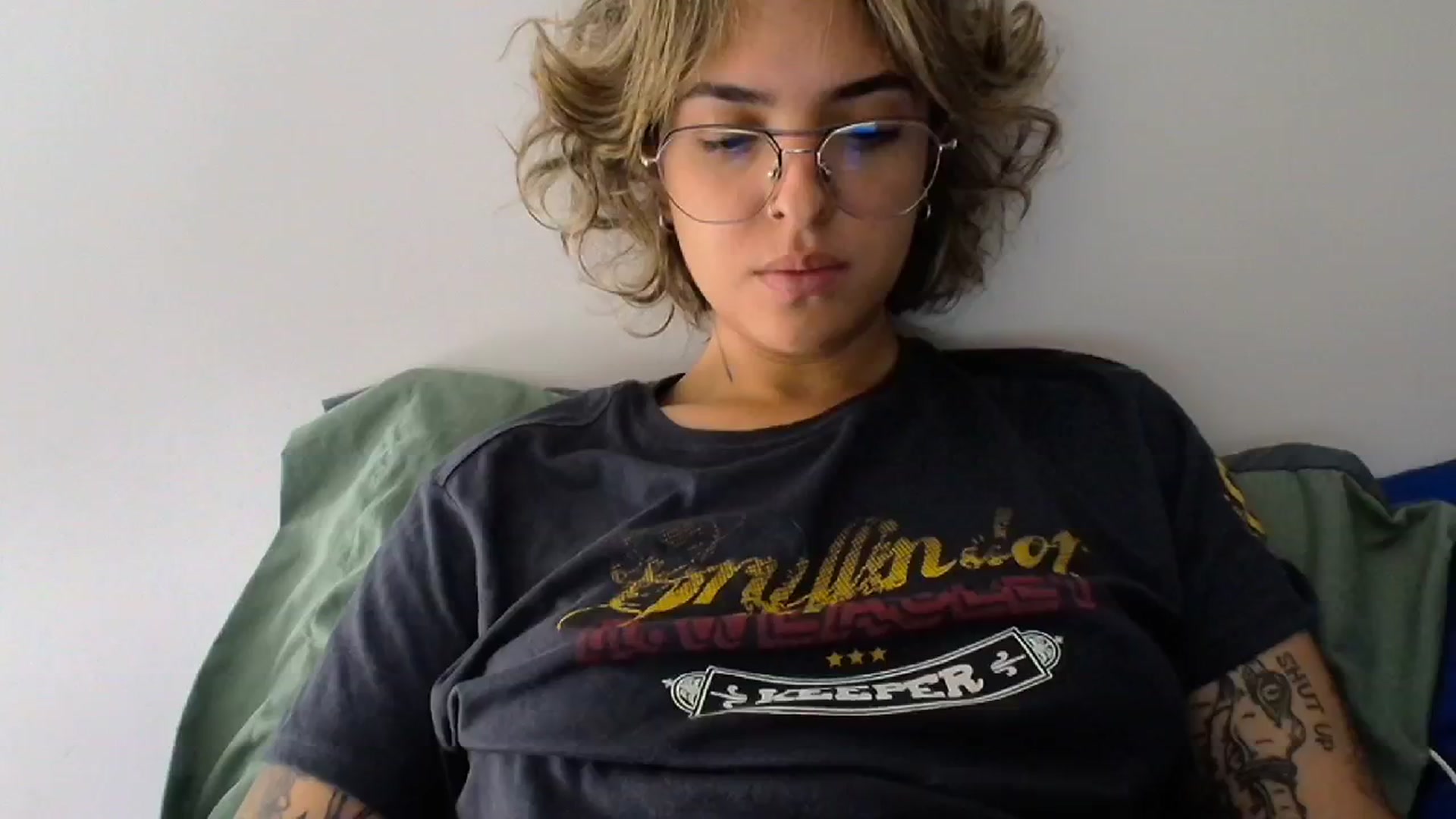 Gallery image thumbnail from RiversideCA's myfreecams stream on, 05/11/2024, 16:31 image 17 of 20