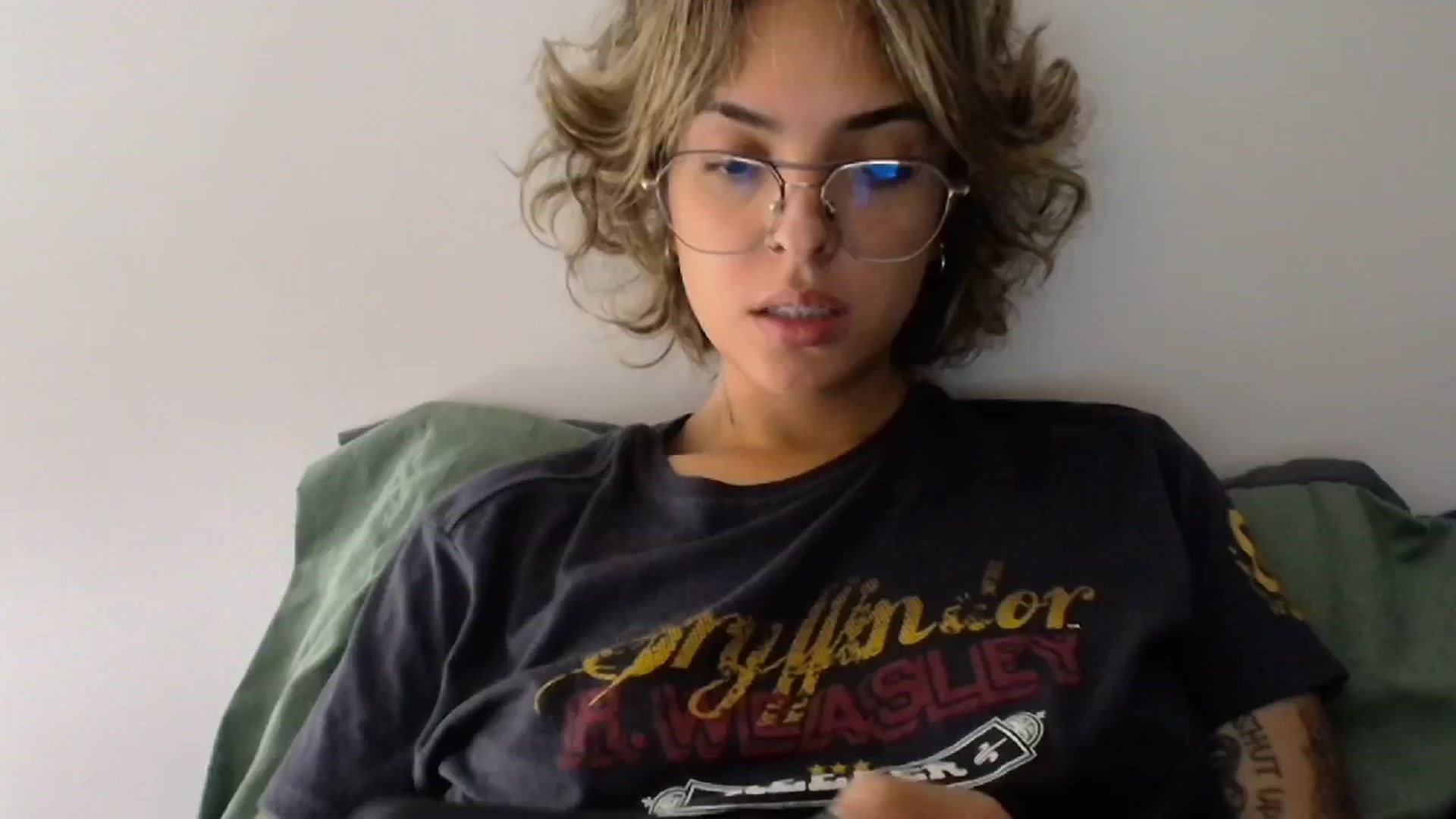 Gallery image thumbnail from RiversideCA's myfreecams stream on, 05/11/2024, 16:31 image 19 of 20