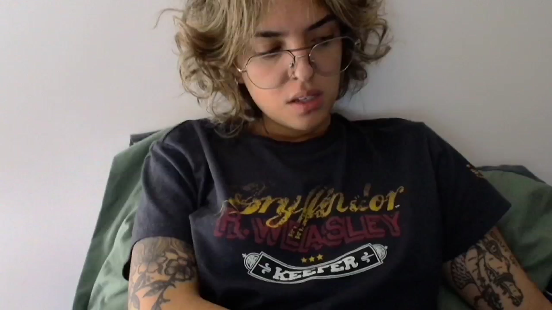 Gallery image thumbnail from RiversideCA's myfreecams stream on, 05/11/2024, 16:31 image 13 of 20