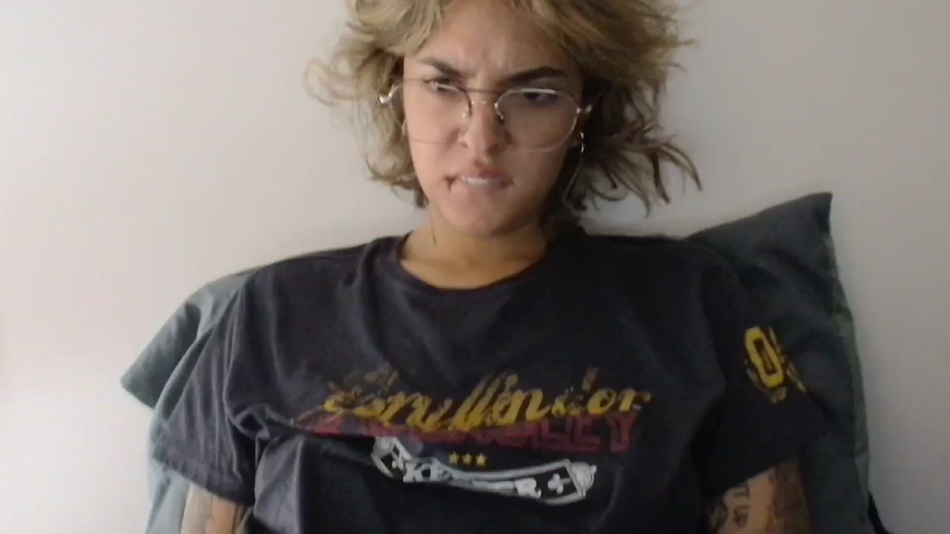Gallery image thumbnail from RiversideCA's myfreecams stream on, 05/14/2024, 15:54 image 15 of 20