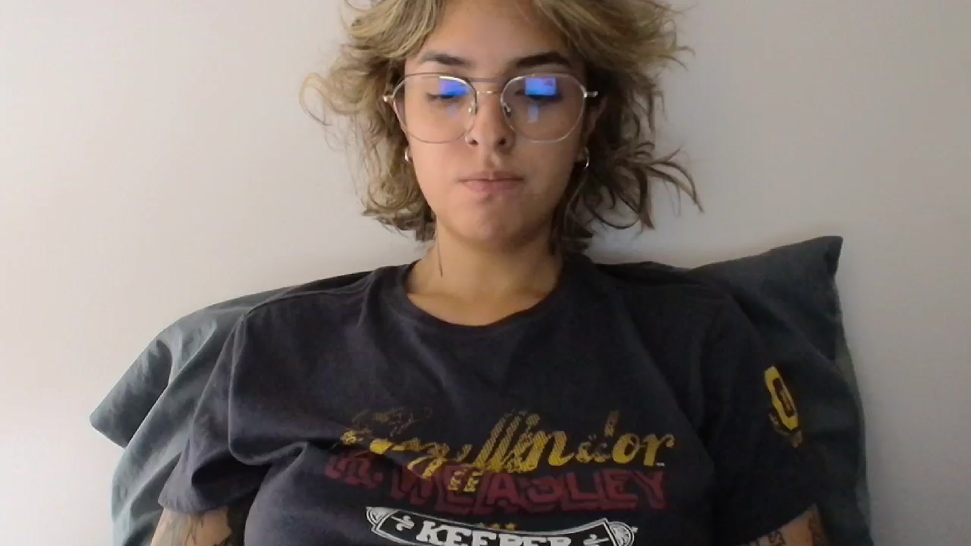 Gallery image thumbnail from RiversideCA's myfreecams stream on, 05/14/2024, 15:54 image 10 of 20