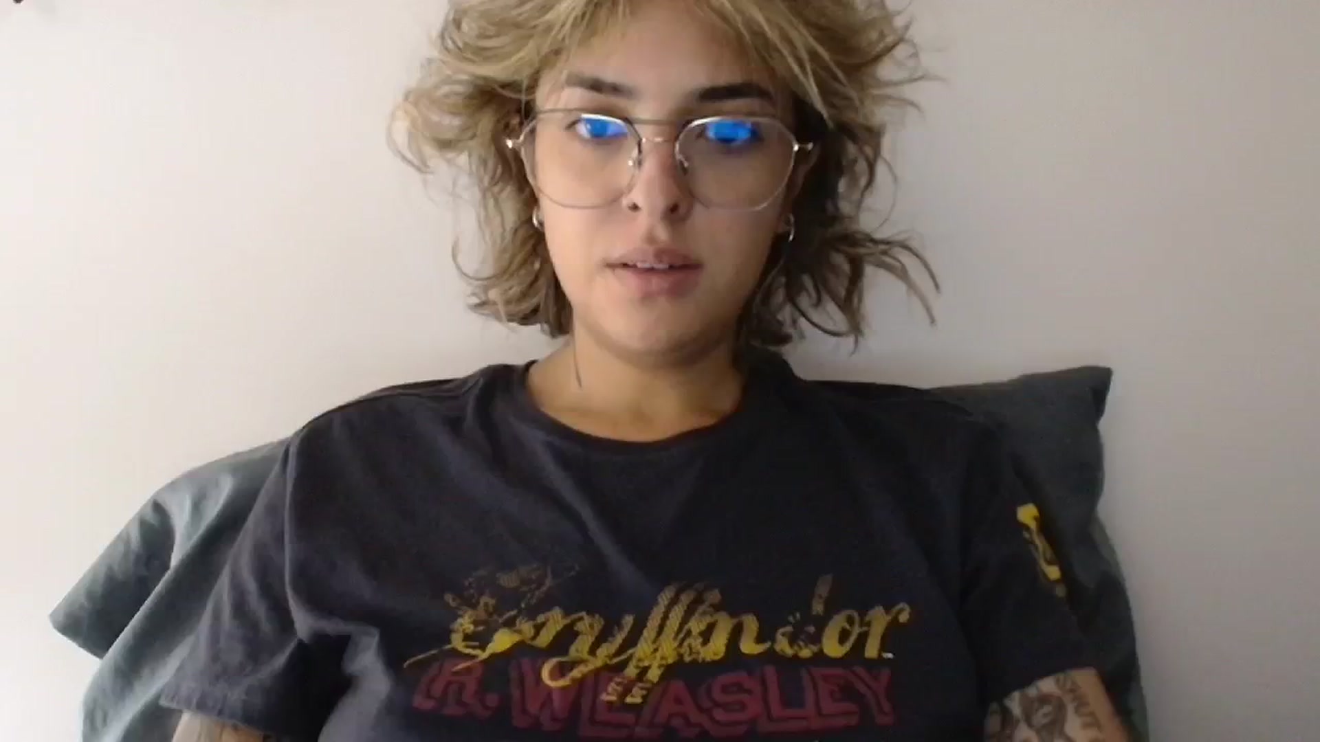 Gallery image thumbnail from RiversideCA's myfreecams stream on, 05/14/2024, 15:54 image 1 of 20