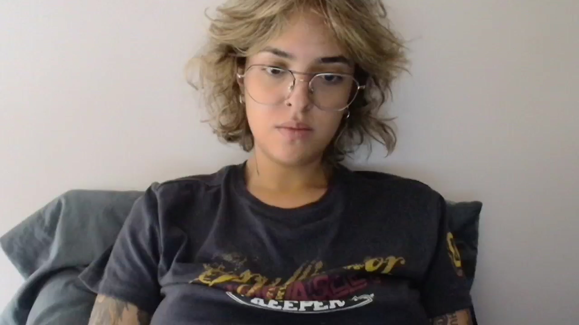 Gallery image thumbnail from RiversideCA's myfreecams stream on, 05/14/2024, 16:24 image 19 of 20