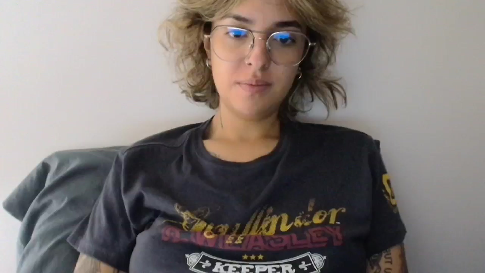 Gallery image thumbnail from RiversideCA's myfreecams stream on, 05/14/2024, 16:24 image 5 of 20