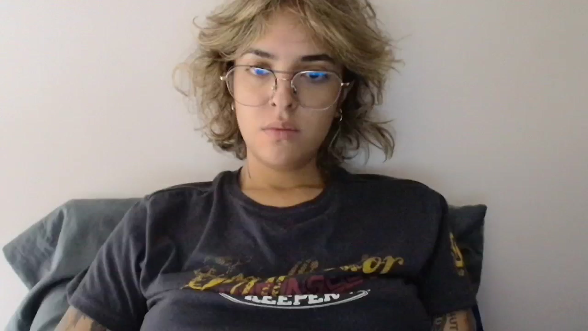 Gallery image thumbnail from RiversideCA's myfreecams stream on, 05/14/2024, 16:24 image 20 of 20