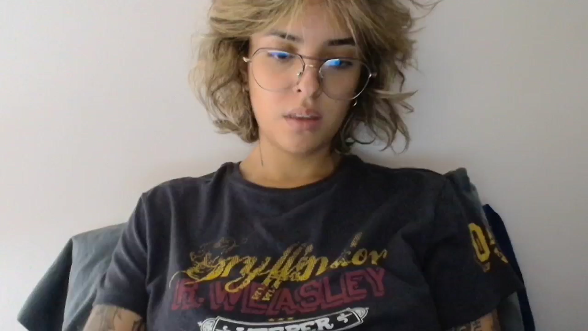 Gallery image thumbnail from RiversideCA's myfreecams stream on, 05/14/2024, 17:28 image 1 of 20