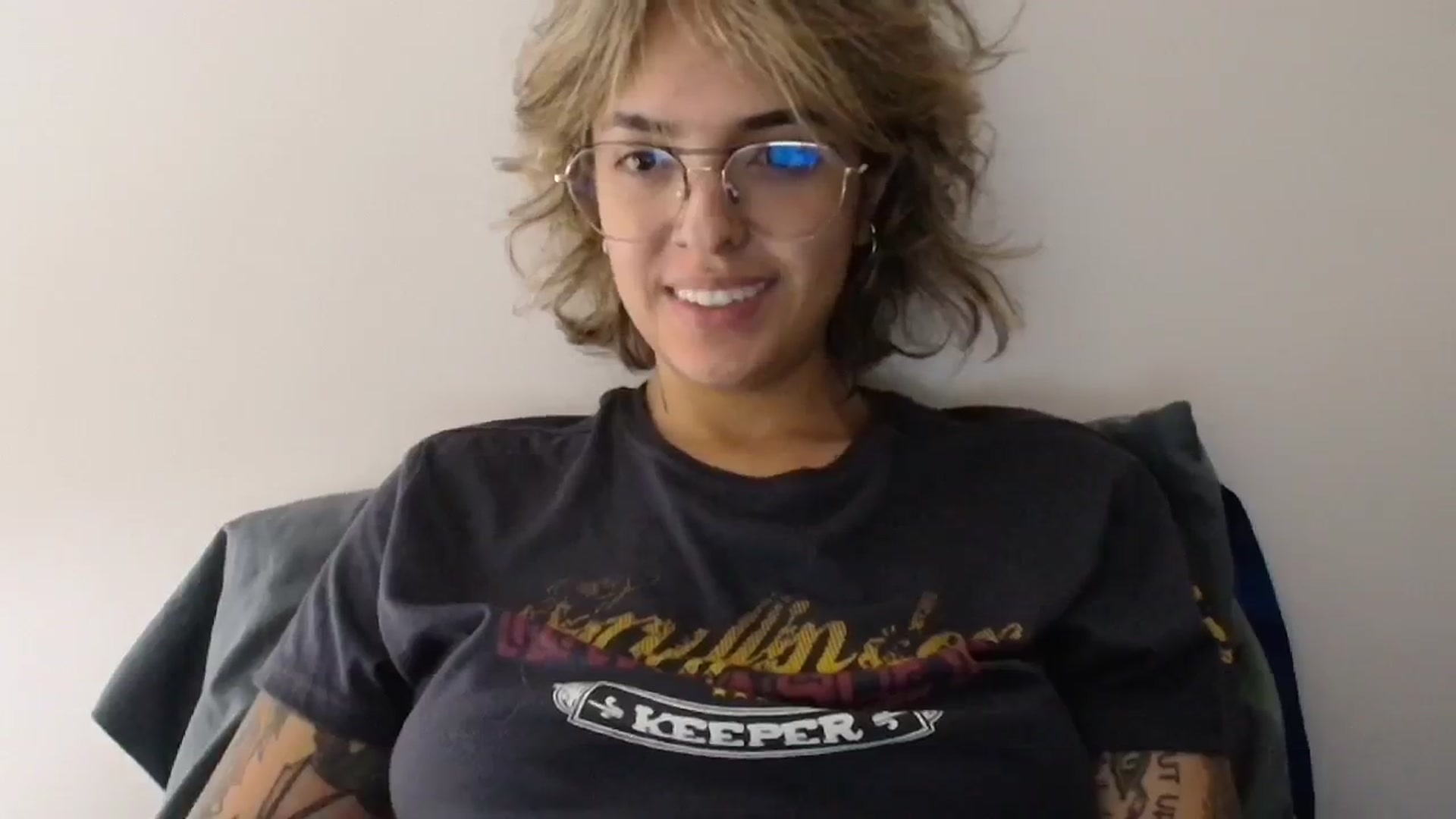 Gallery image thumbnail from RiversideCA's myfreecams stream on, 05/14/2024, 17:28 image 18 of 20