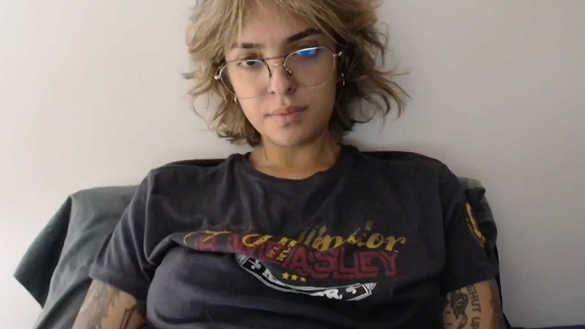 Gallery image thumbnail from RiversideCA's myfreecams stream on, 05/14/2024, 17:55 image 14 of 20