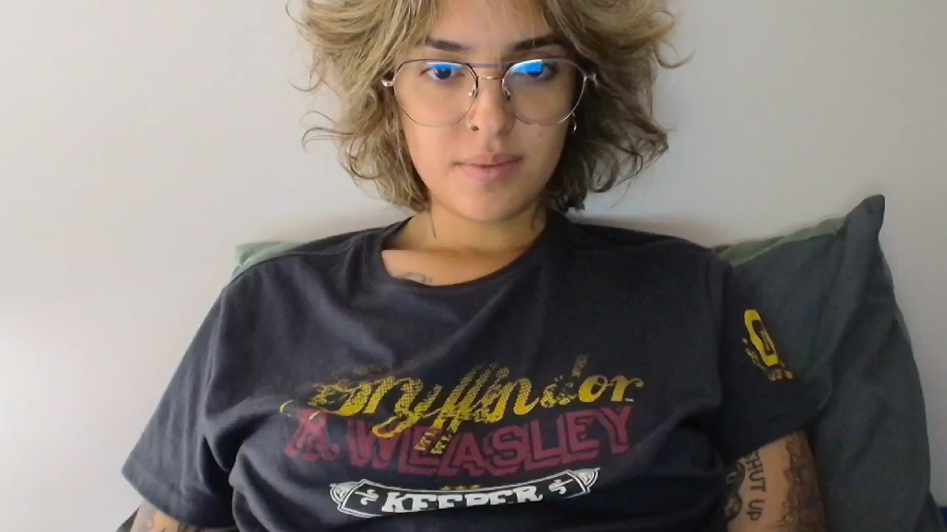 Gallery image thumbnail from RiversideCA's myfreecams stream on, 05/18/2024, 18:25 image 18 of 20