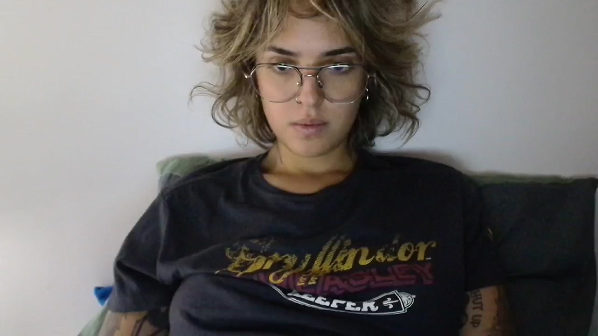 Gallery image thumbnail from RiversideCA's myfreecams stream on, 05/18/2024, 18:57 image 12 of 20
