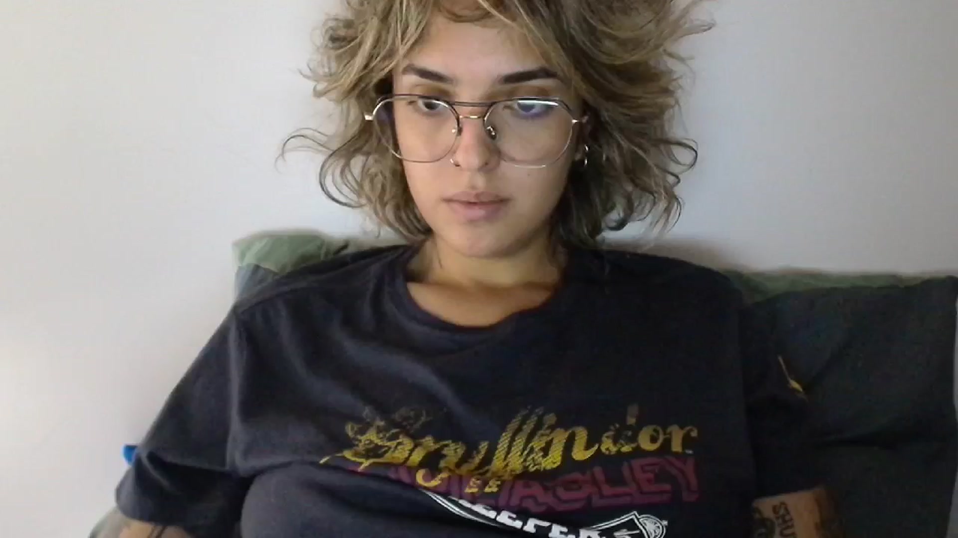 Gallery image thumbnail from RiversideCA's myfreecams stream on, 05/18/2024, 18:57 image 19 of 20