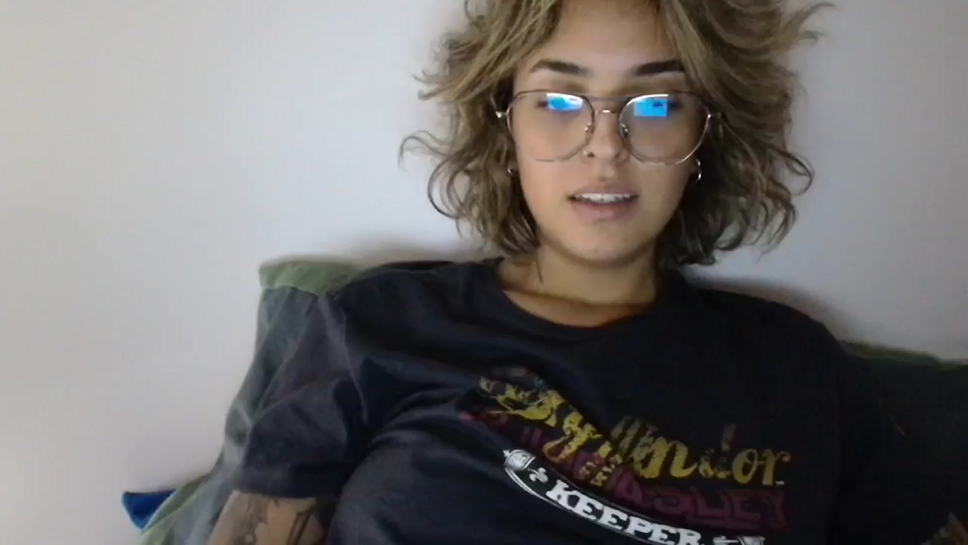 Gallery image thumbnail from RiversideCA's myfreecams stream on, 05/18/2024, 18:57 image 2 of 20