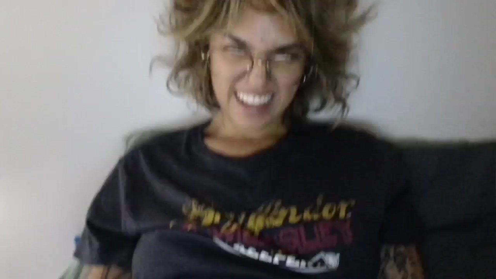 Gallery image thumbnail from RiversideCA's myfreecams stream on, 05/18/2024, 18:57 image 6 of 20
