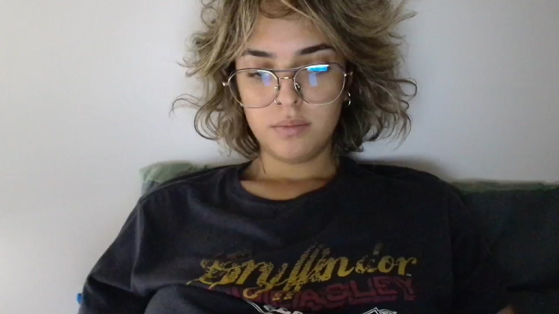 Gallery image thumbnail from RiversideCA's myfreecams stream on, 05/18/2024, 18:57 image 14 of 20