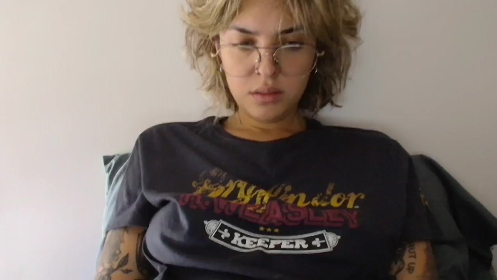 Gallery image thumbnail from RiversideCA's myfreecams stream on, 05/20/2024, 16:09 image 9 of 20