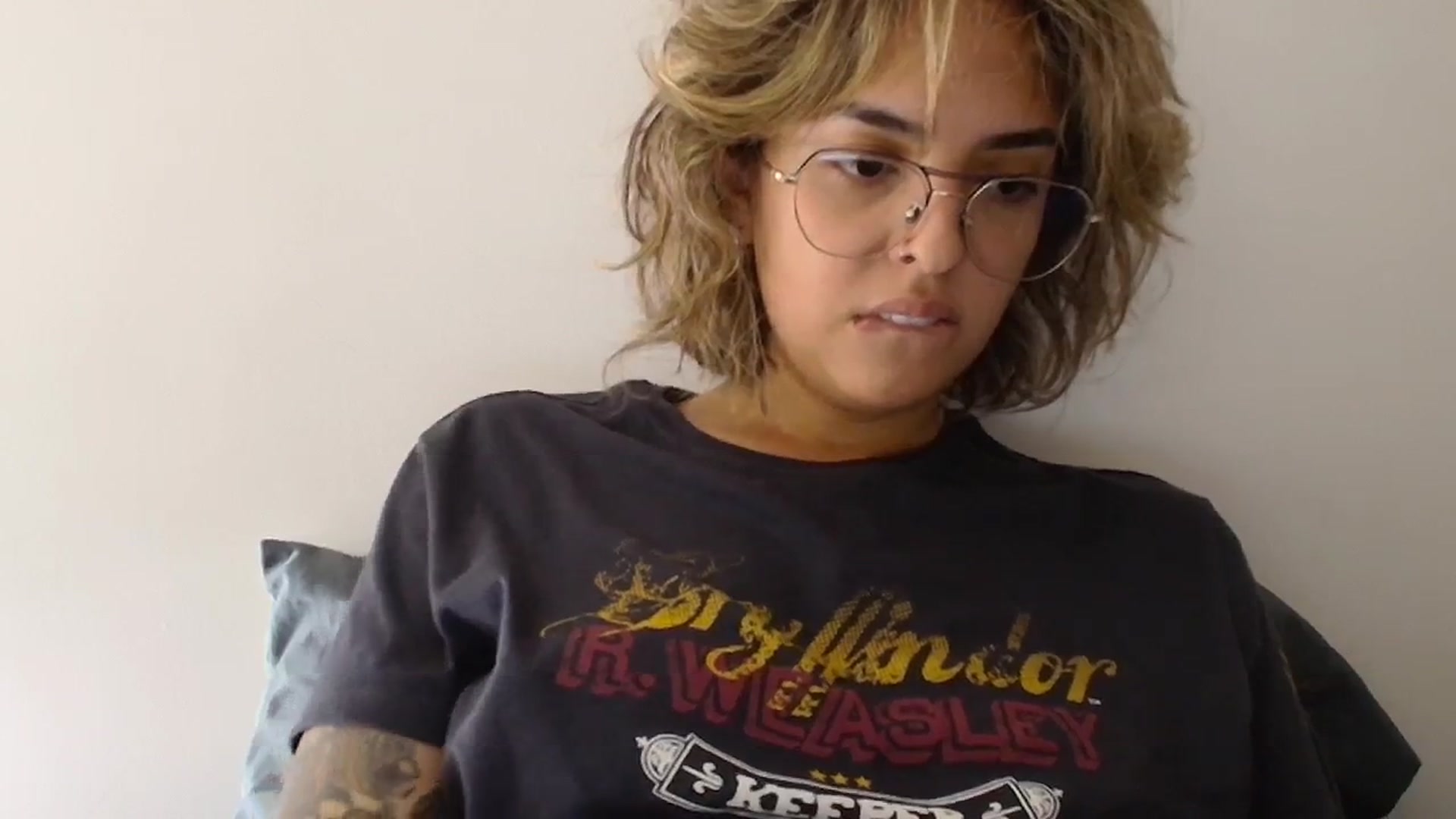 Gallery image thumbnail from RiversideCA's myfreecams stream on, 05/20/2024, 17:53 image 11 of 20