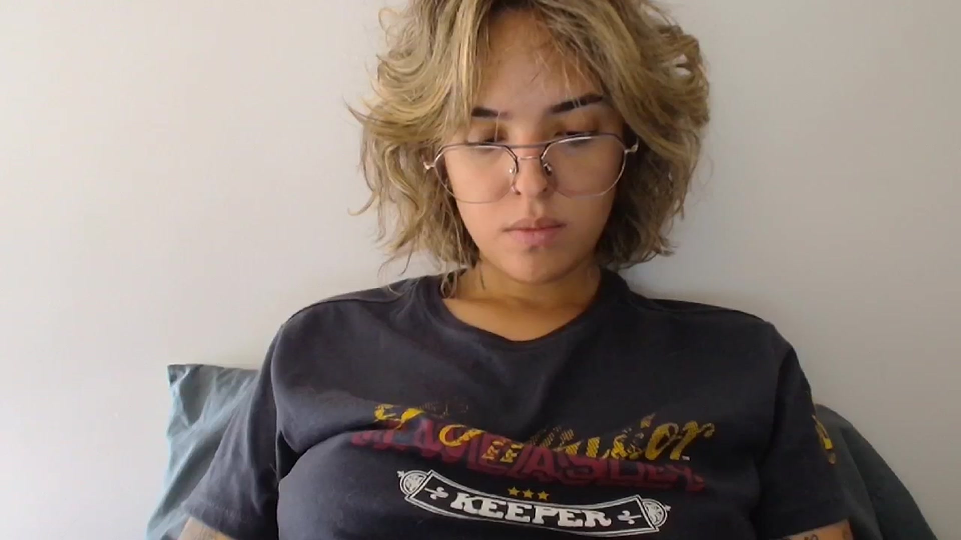 Gallery image thumbnail from RiversideCA's myfreecams stream on, 05/20/2024, 17:53 image 7 of 20