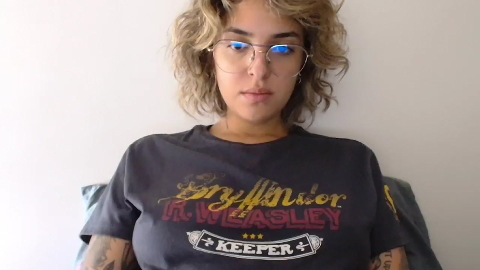 Gallery image thumbnail from RiversideCA's myfreecams stream on, 05/21/2024, 15:33 image 6 of 20