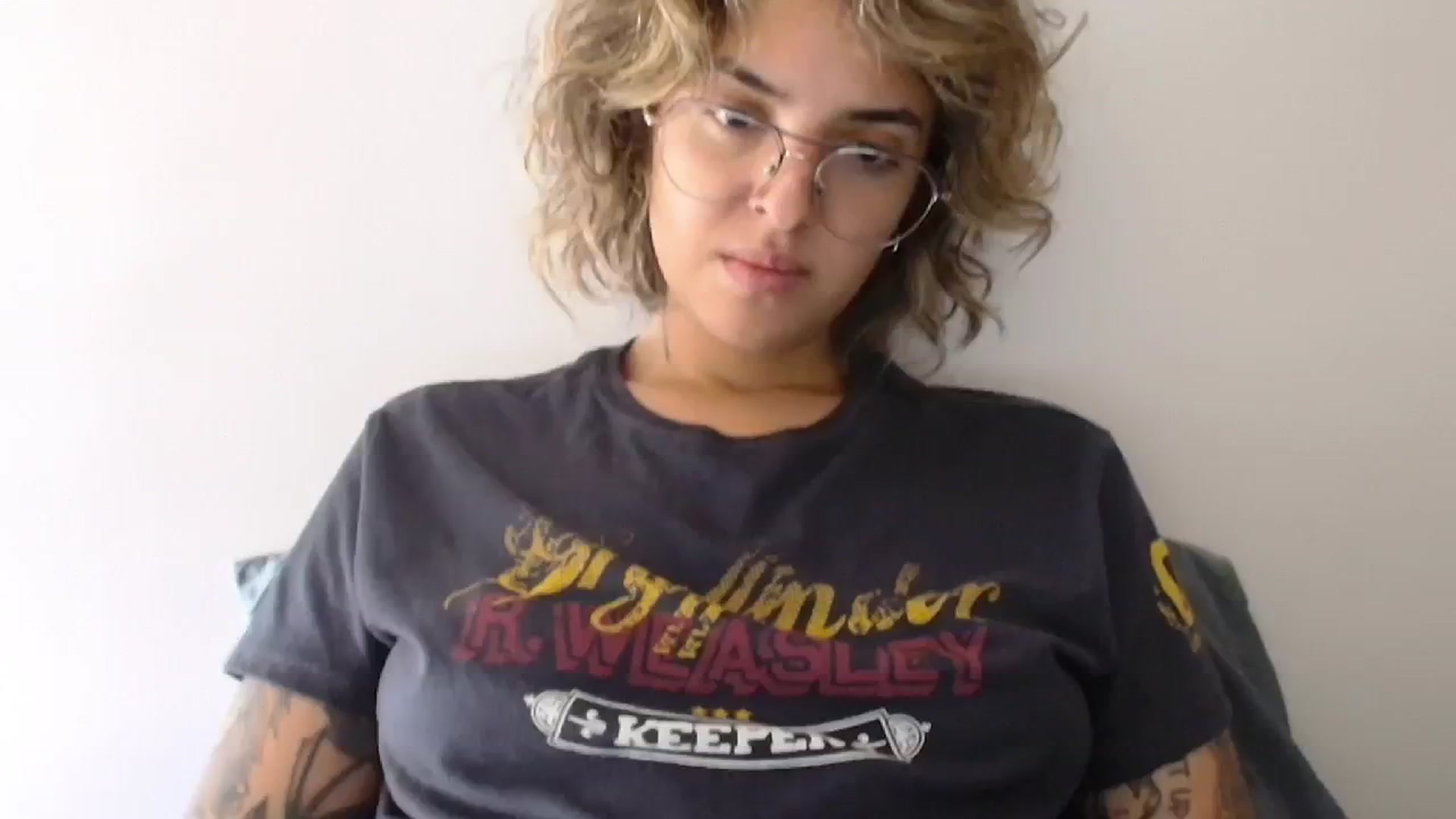 Gallery image thumbnail from RiversideCA's myfreecams stream on, 05/21/2024, 15:33 image 14 of 20