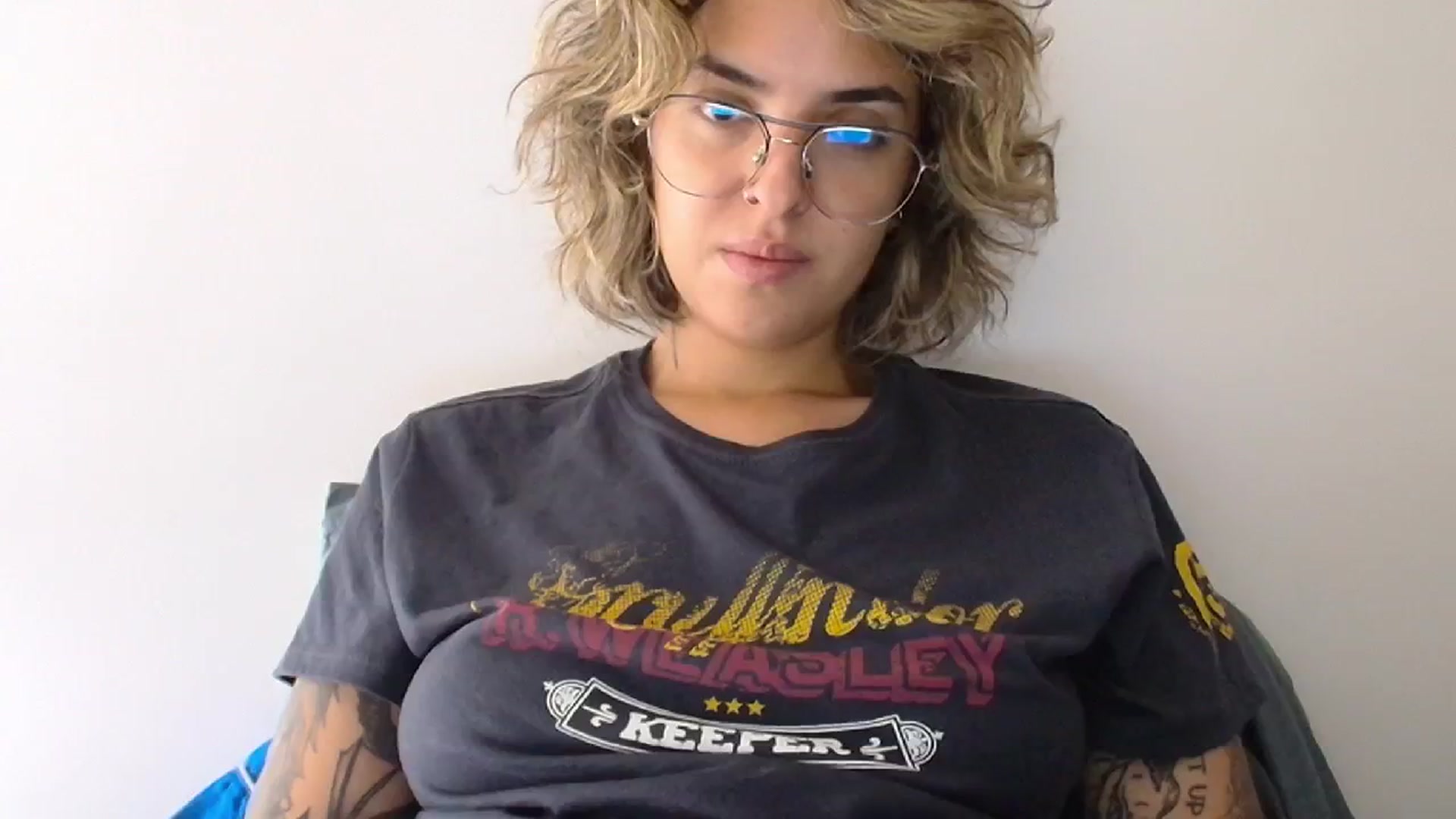 Gallery image thumbnail from RiversideCA's myfreecams stream on, 05/21/2024, 16:10 image 10 of 20