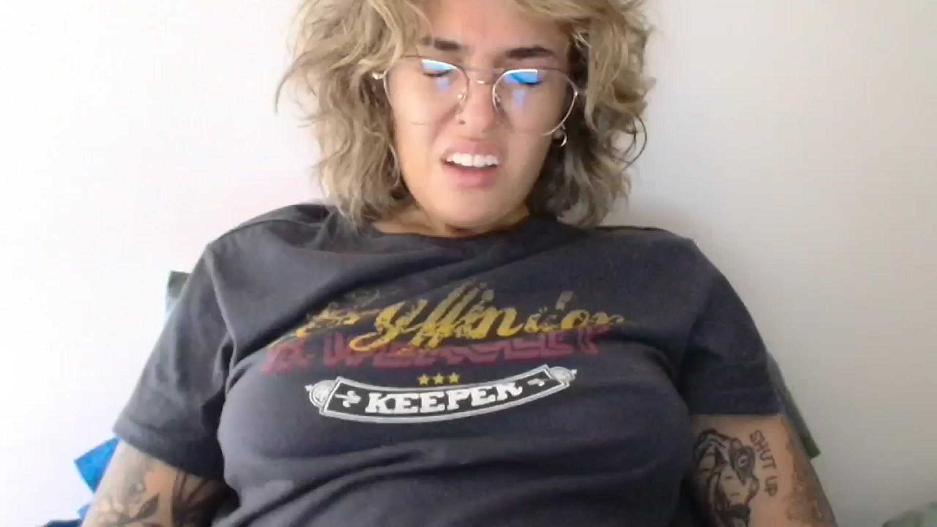 Gallery image thumbnail from RiversideCA's myfreecams stream on, 05/21/2024, 17:09 image 12 of 20