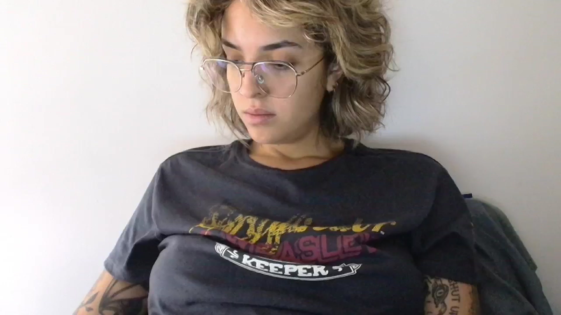 Gallery image thumbnail from RiversideCA's myfreecams stream on, 05/21/2024, 17:09 image 7 of 20