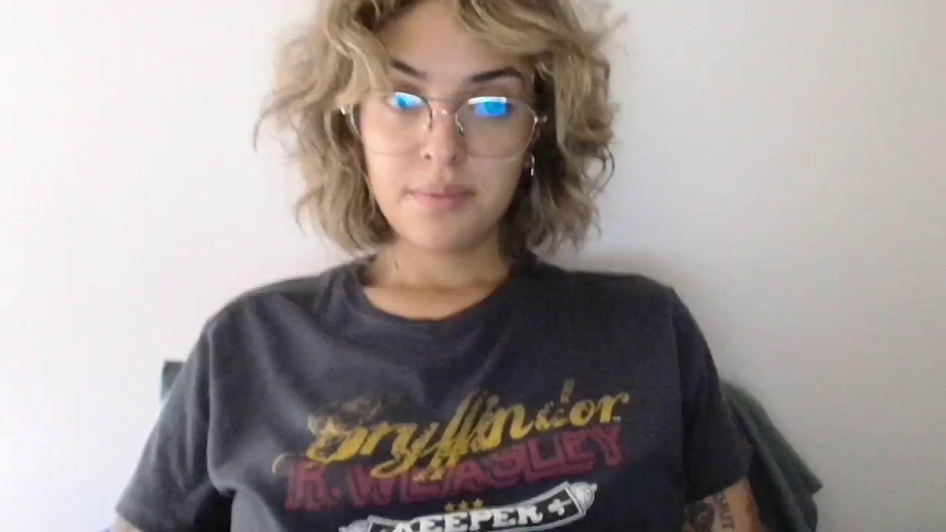 Gallery image thumbnail from RiversideCA's myfreecams stream on, 05/21/2024, 17:09 image 8 of 20