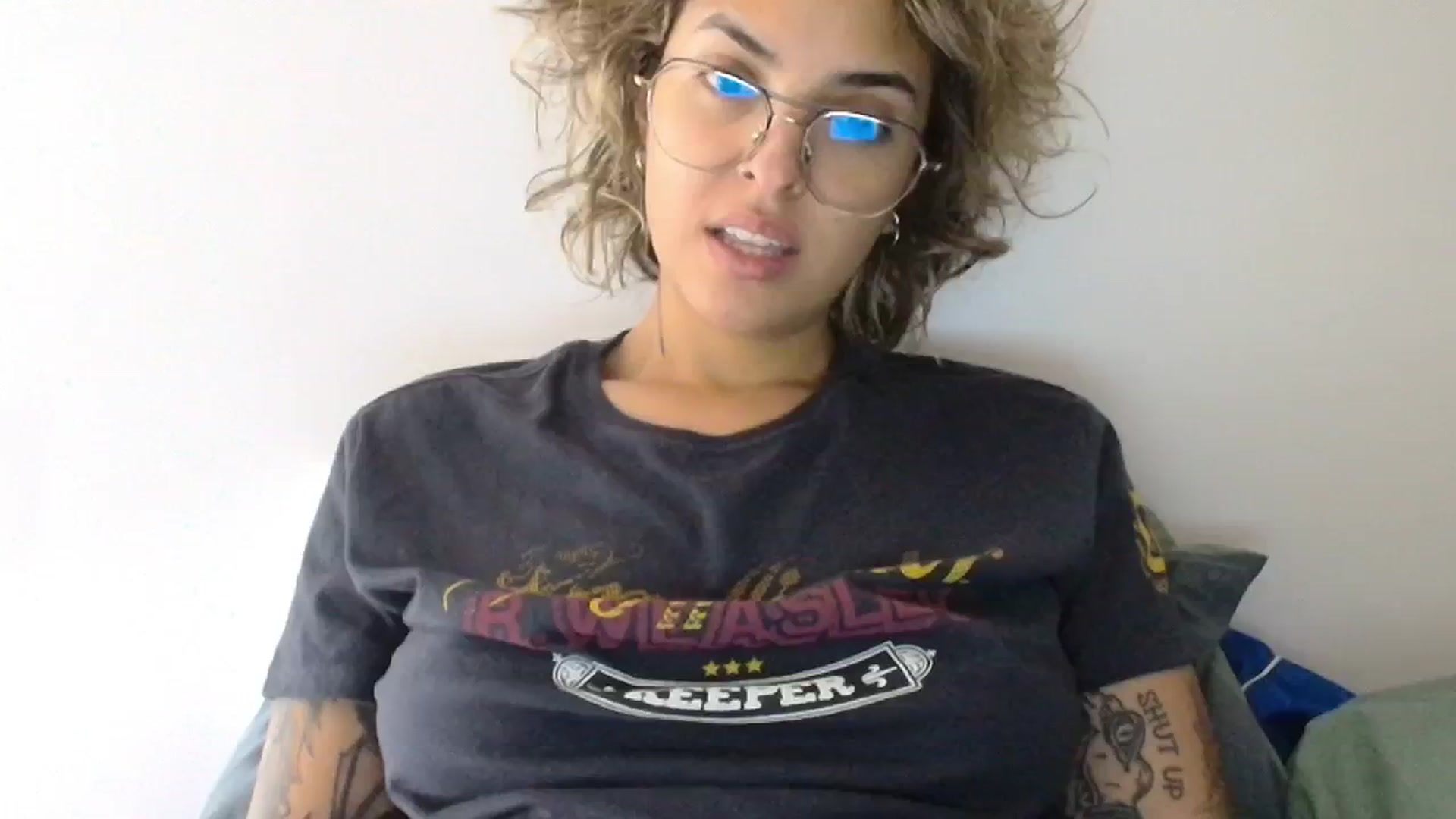 Gallery image thumbnail from RiversideCA's myfreecams stream on, 05/22/2024, 16:54 image 7 of 20
