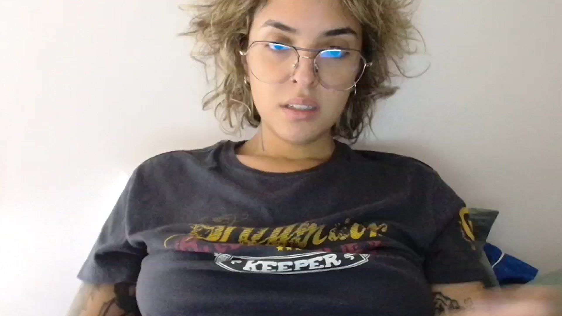 Gallery image thumbnail from RiversideCA's myfreecams stream on, 05/22/2024, 16:54 image 10 of 20