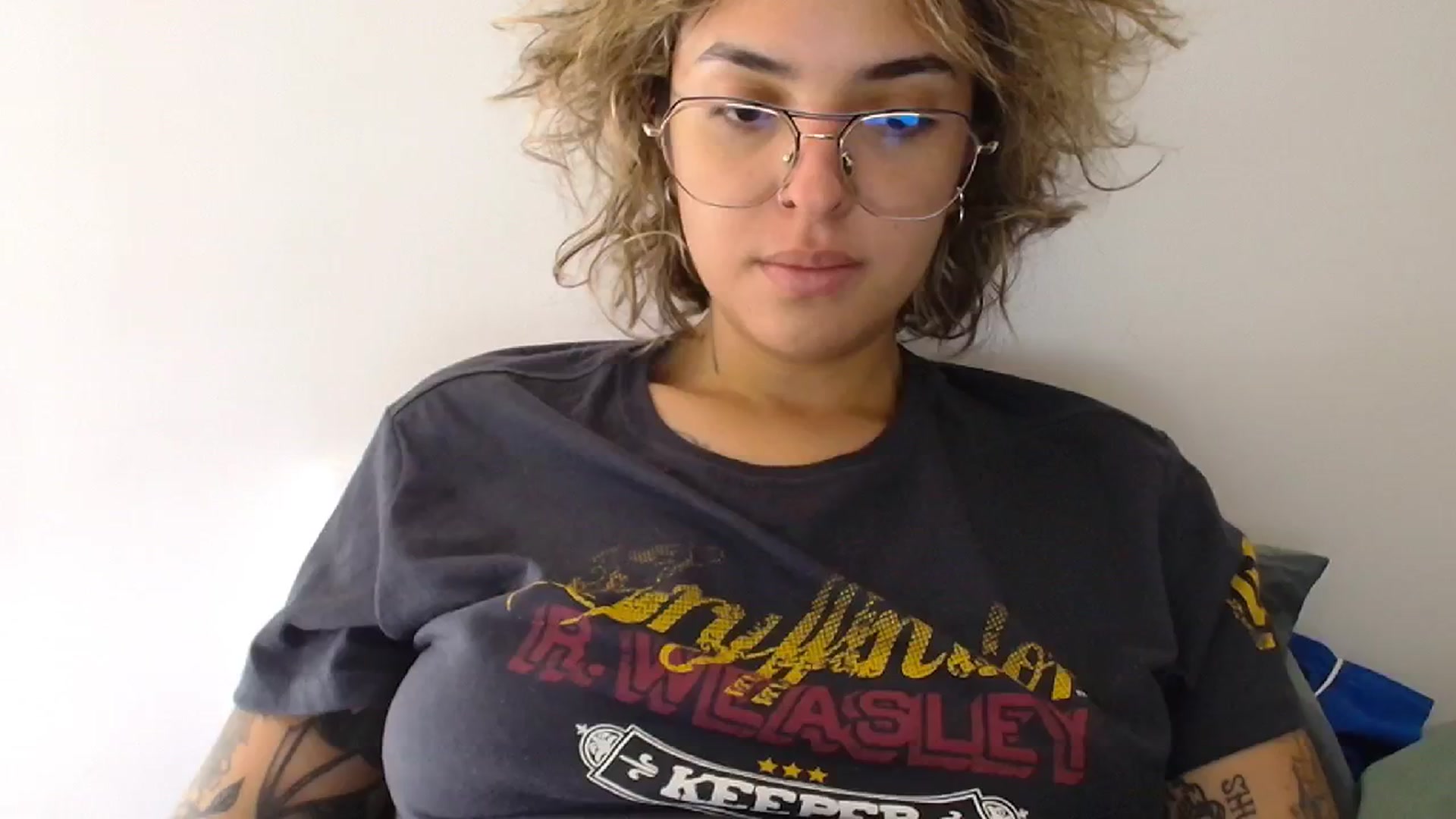 Gallery image thumbnail from RiversideCA's myfreecams stream on, 05/22/2024, 16:54 image 15 of 20