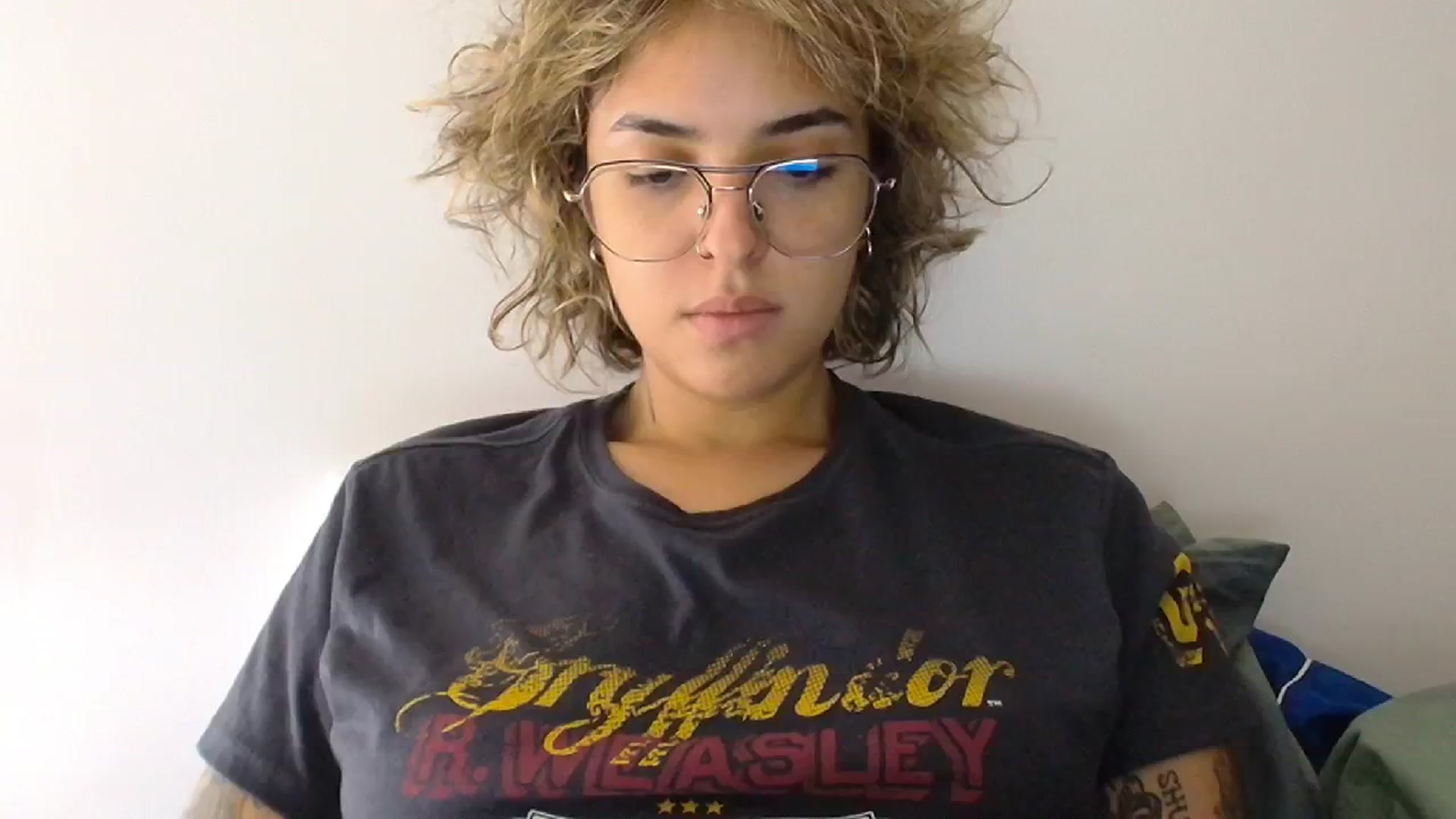 Gallery image thumbnail from RiversideCA's myfreecams stream on, 05/22/2024, 16:54 image 12 of 20