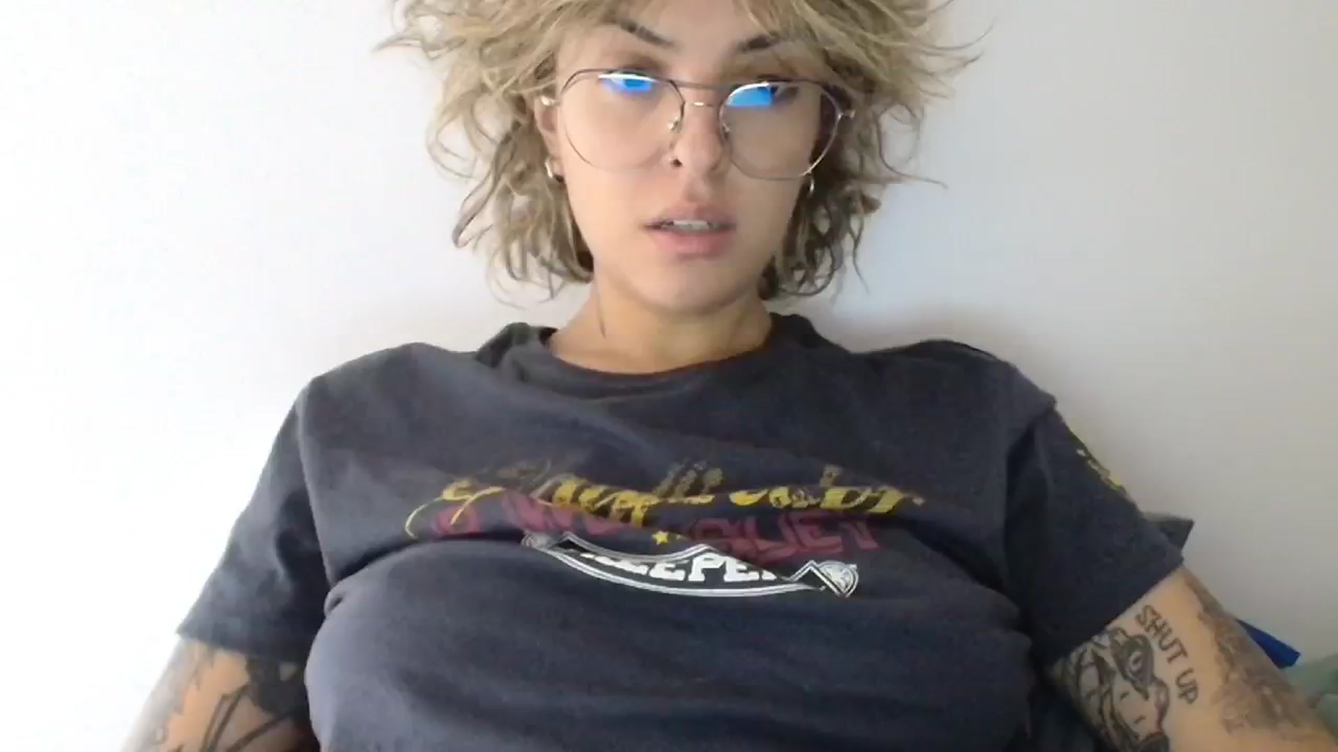 Gallery image thumbnail from RiversideCA's myfreecams stream on, 05/22/2024, 16:54 image 6 of 20