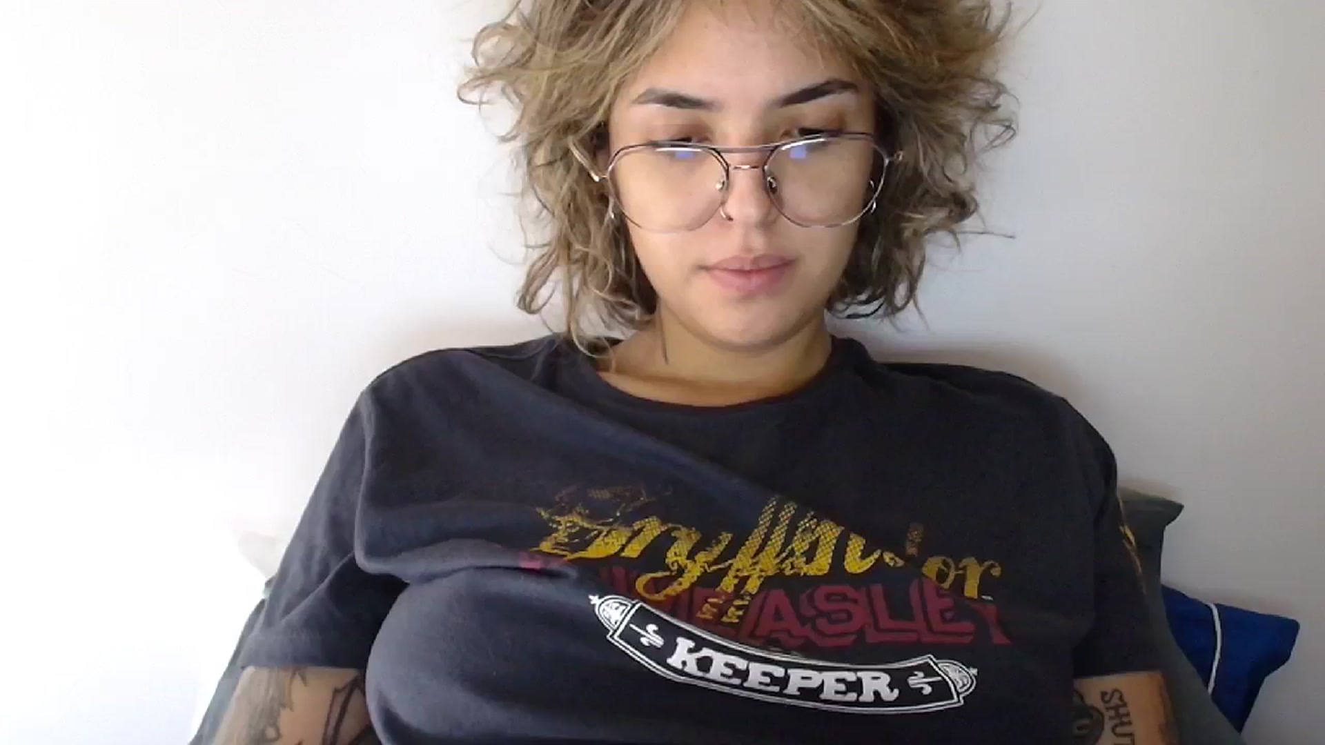 Gallery image thumbnail from RiversideCA's myfreecams stream on, 05/22/2024, 17:34 image 20 of 20
