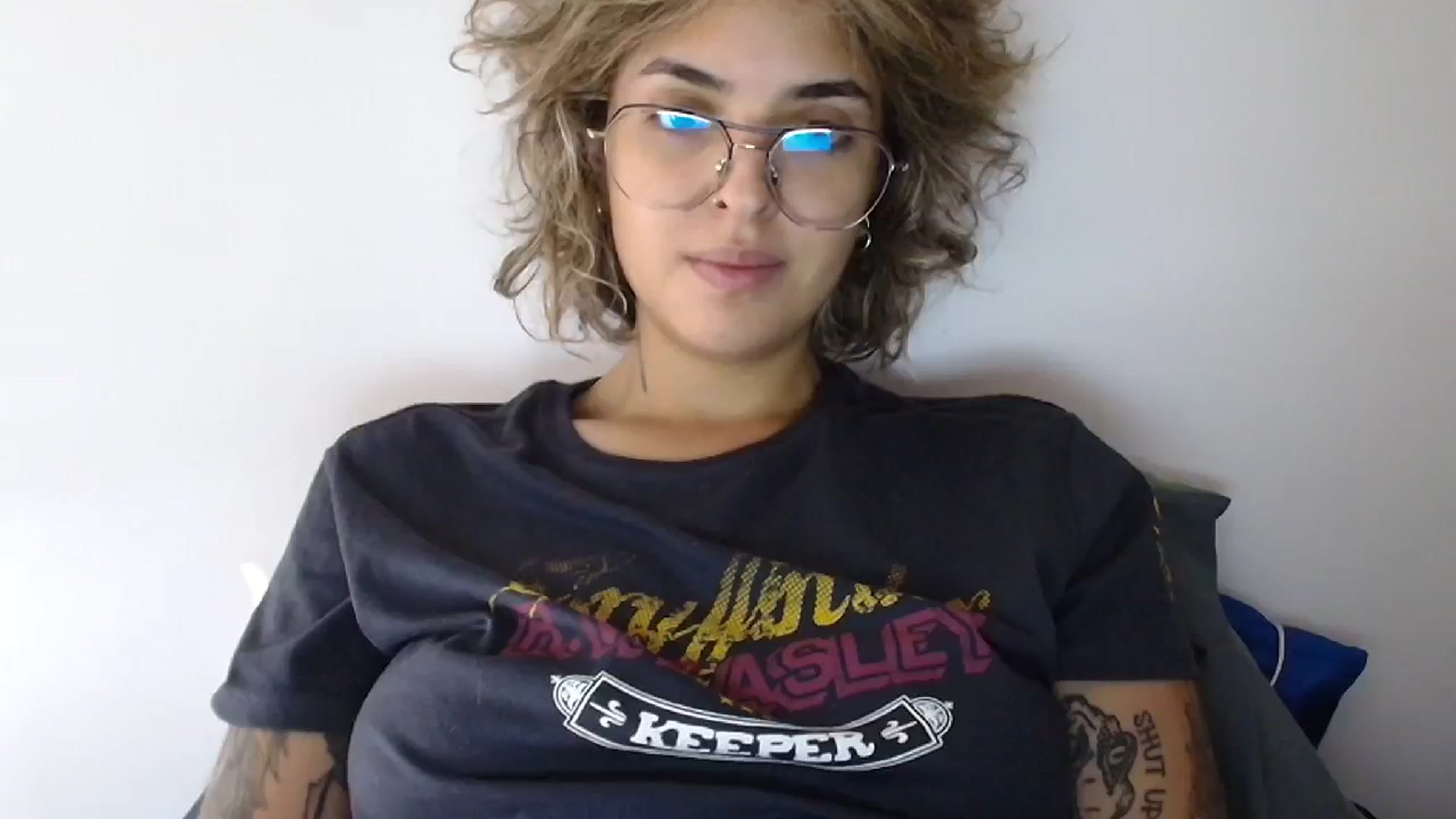 Gallery image thumbnail from RiversideCA's myfreecams stream on, 05/22/2024, 17:34 image 10 of 20