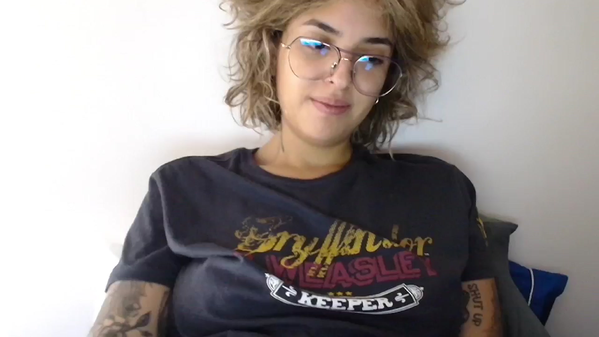 Gallery image thumbnail from RiversideCA's myfreecams stream on, 05/22/2024, 17:34 image 14 of 20