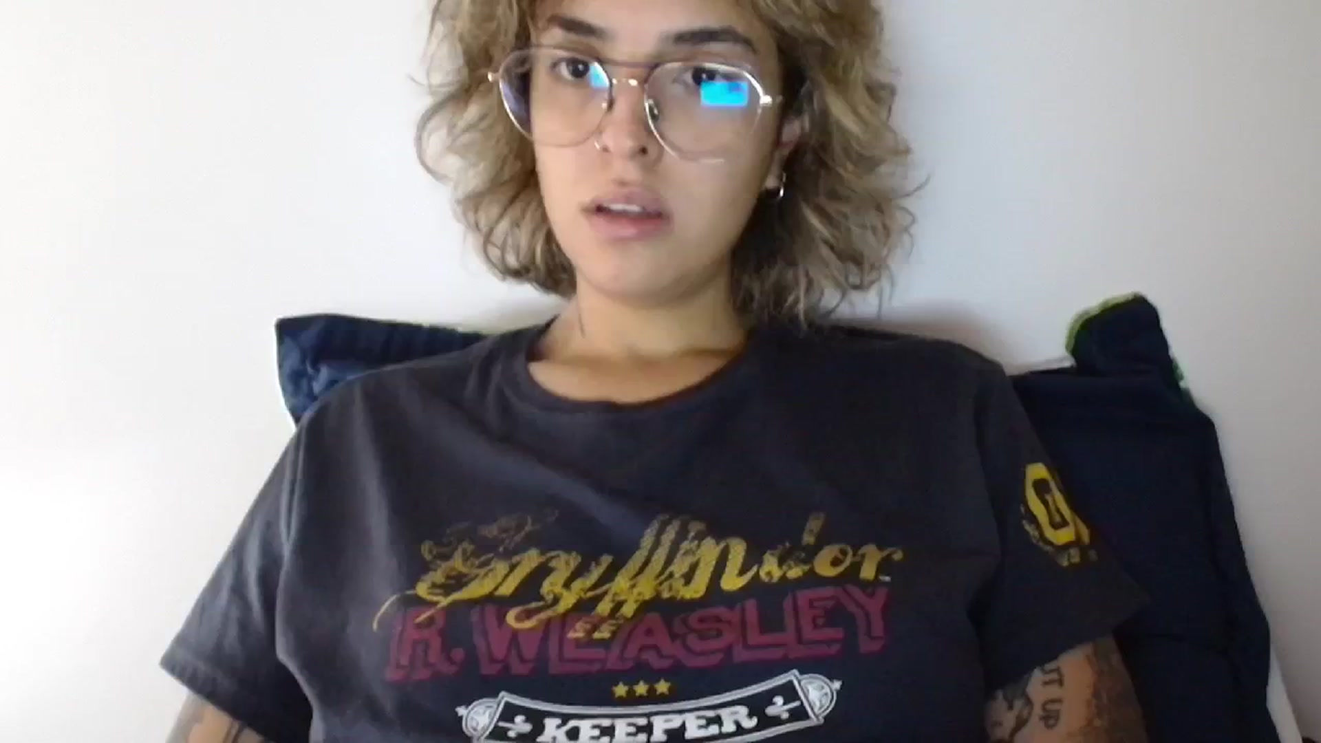 Gallery image thumbnail from RiversideCA's myfreecams stream on, 05/29/2024, 16:09 image 16 of 20