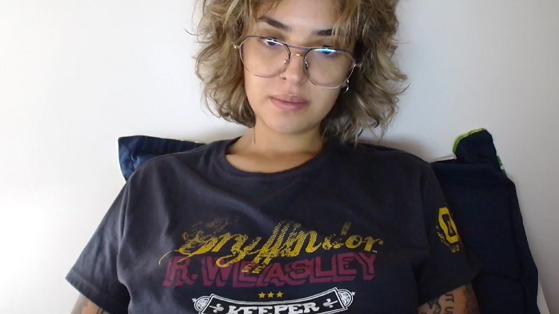 Gallery image thumbnail from RiversideCA's myfreecams stream on, 05/29/2024, 16:09 image 15 of 20